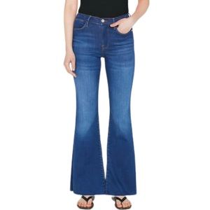 Frame Denim Le Easy Flare in Kettering size 30. Never worn.